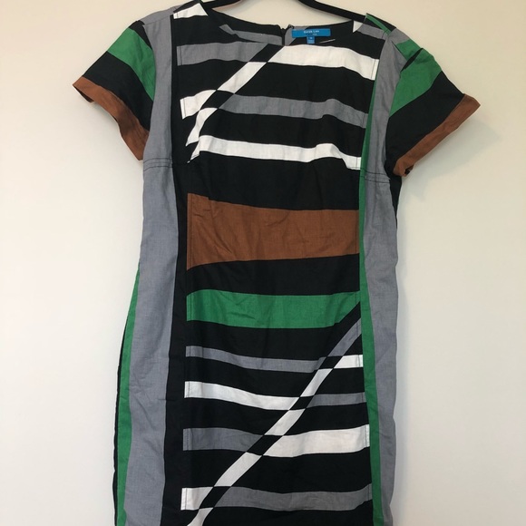 Color Block Dress - Picture 2 of 6